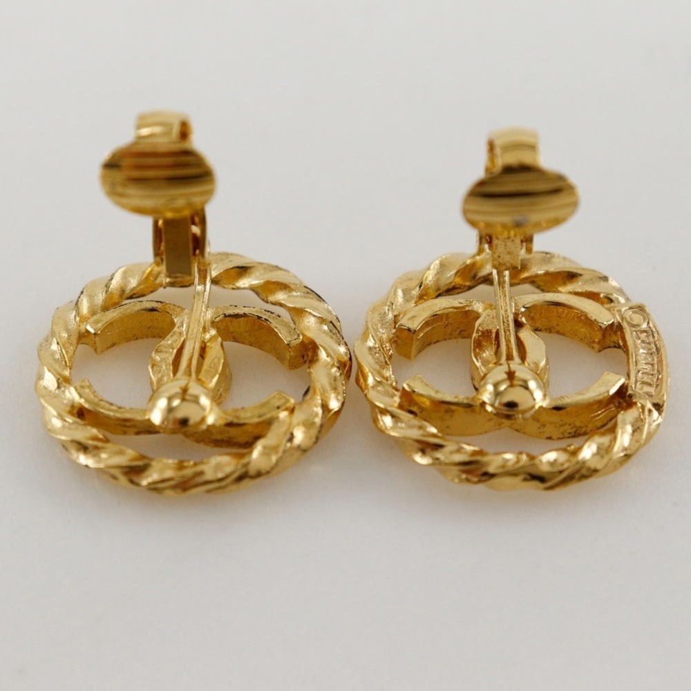 CHANEL Logo Earrings - Picture 5 of 8